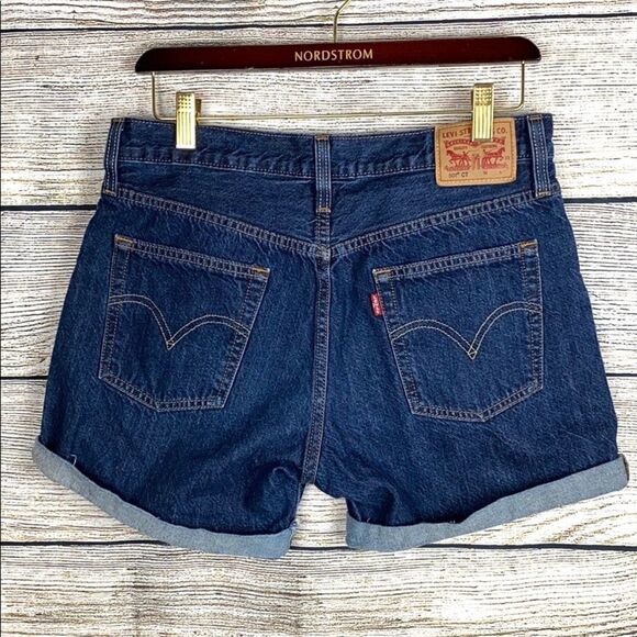 NWOT Levi’s 501 Blue Button Fly Shorts Roll Hem W27 - Picture 2 of 9